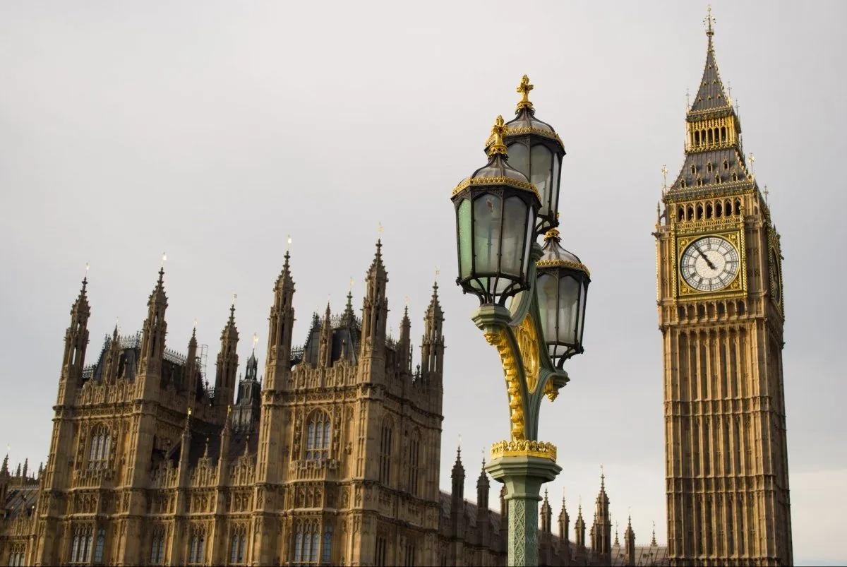 Russian diplomats secretly entered a restricted area of the British Parliament during a tour, according to The Guardian.