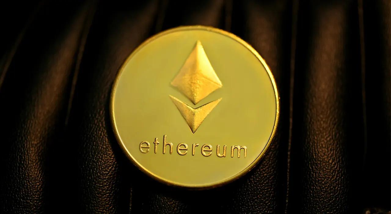 По техническому анализу, цена Ethereum может вырасти до $7400 к 2025 году.